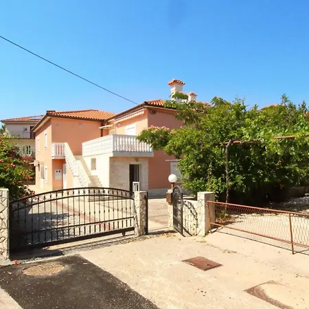 Radosna 3* Silo (Krk)